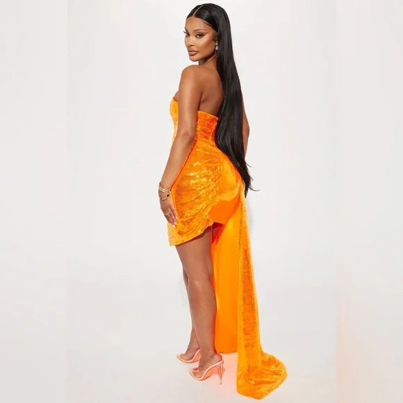 Her World Fashion Nova Dress - Picture 6 of 6